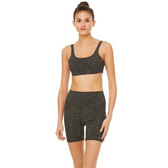 Alo Yoga Leopard High Waisted Vapor Biker Short size XXS - Picture 7 of 7